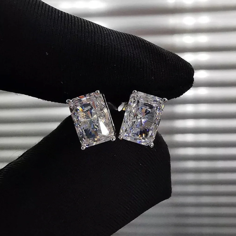 3.79Ct EMERALD Bridge Open Gallery Double Prongs Setting Emerald Cut VVS1